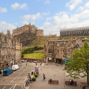 Castle 1 Old Town Edinburgh